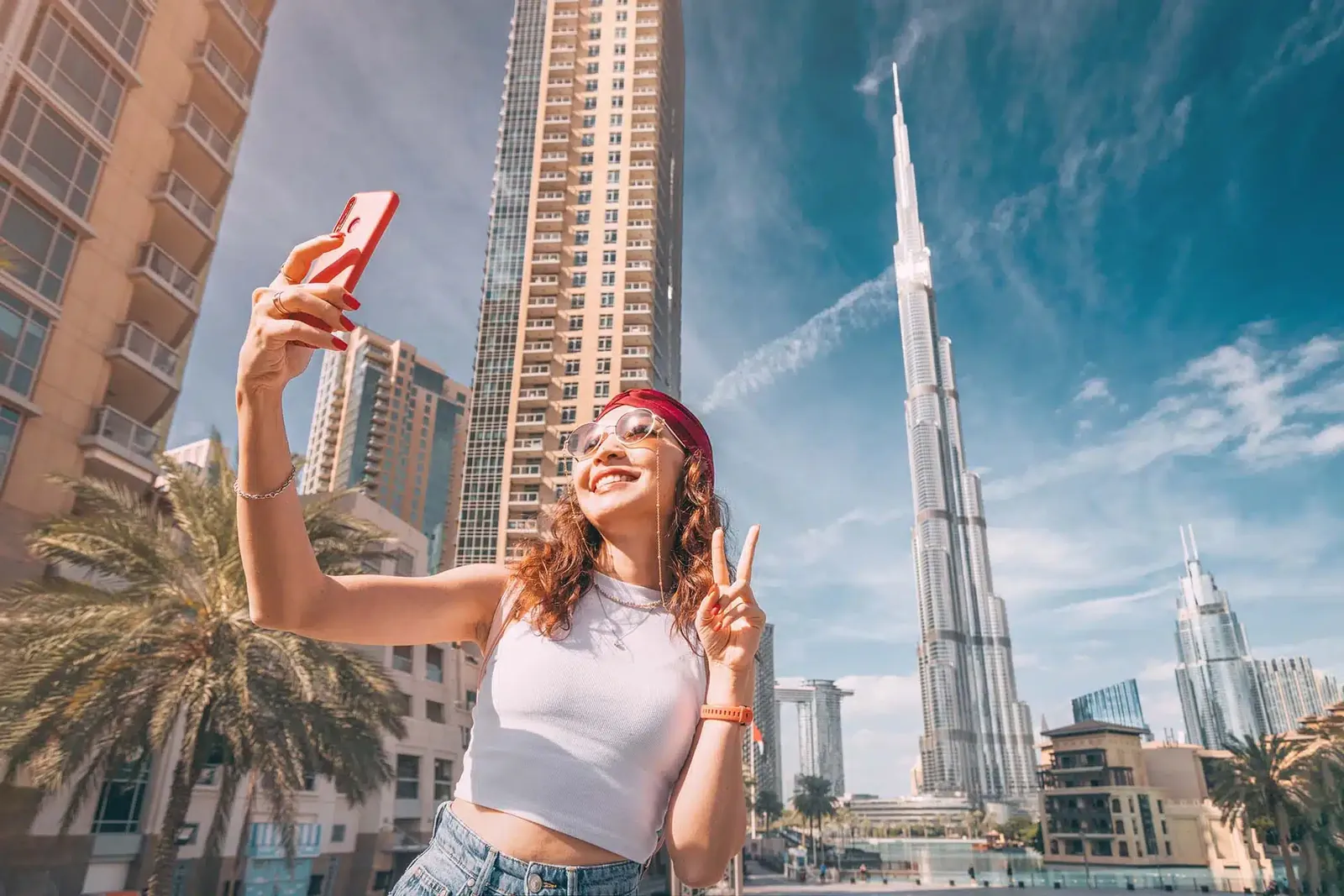 Influenceuse en tournage à Dubaï